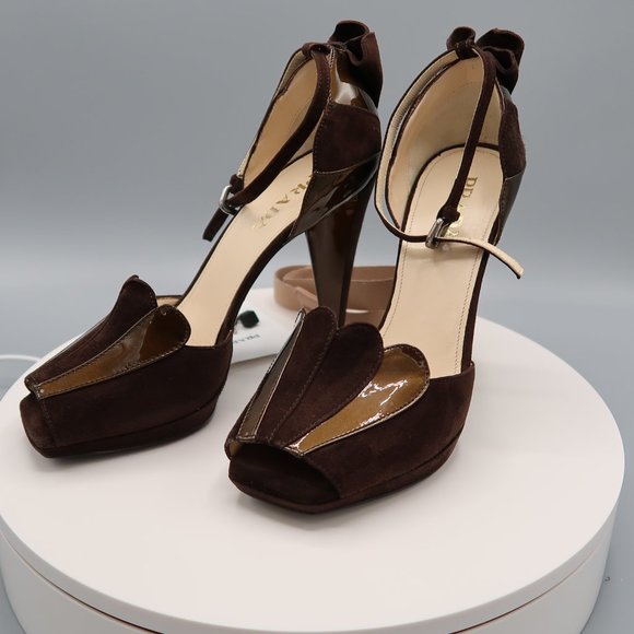 Prada Fan Ruffle Heels - Picture 6 of 10